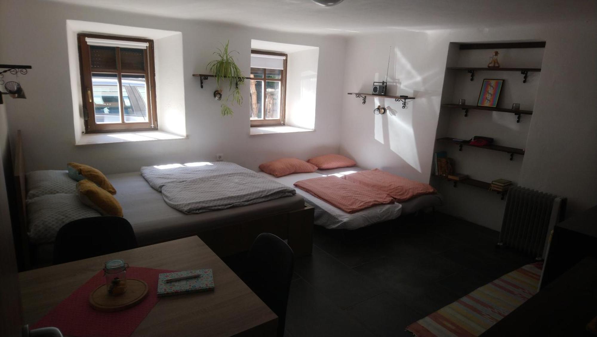 Apartment Slovan Škofja Loka Eksteriør billede